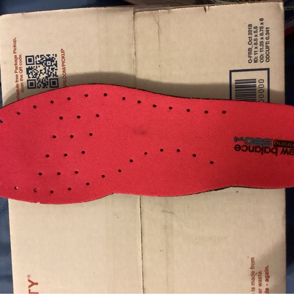 New Balance 580v4 Running Shoe New - Picture 6 of 7